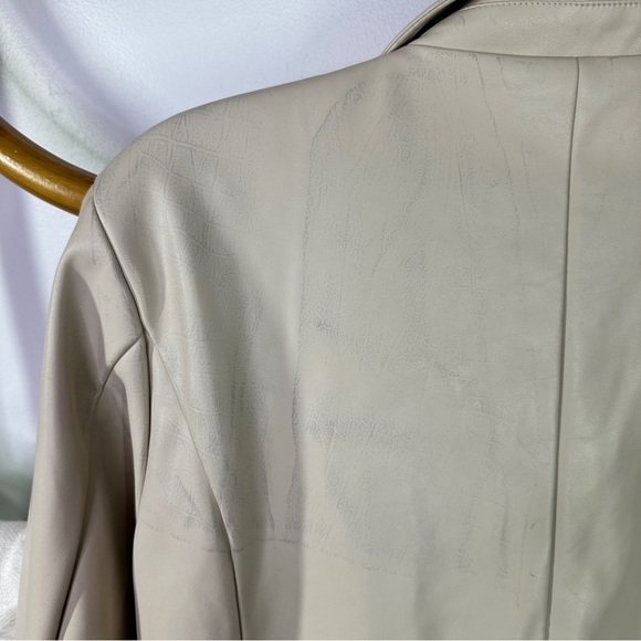 NWT Anthropologie Faux Leather Cream Blazer AS IS sz XL - Picture 6 of 8